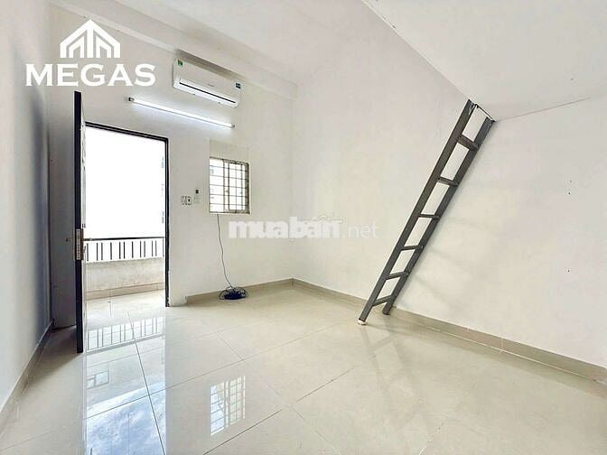 Phòng có gác siêu rộng không giới hạn người và xe ở công Viên Gia Định