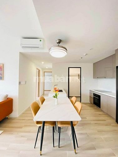 1 tỷ 9 Căn hộ 55m2, Ở liền, sổ hồng, vay được, Phạm Văn Đồng 2pn + 2wc