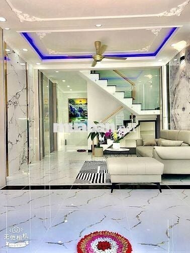 Bán nhanh căn nhà ngay Đ.Lộ Phong Phú. Giá chỉ 1 tỷ 455 triệu