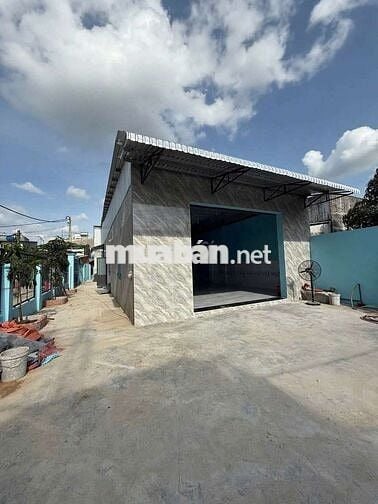 Kho xưởng cho thuê Thới tam thôn hóc môn DT 400m giá 18 tr
