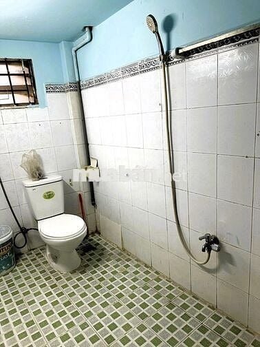 cho thuê nhà góc 2 mặt tiền, 4 phòng ngủ, đường số 9 Linh Tây