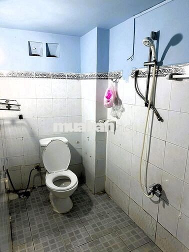 cho thuê nhà góc 2 mặt tiền, 4 phòng ngủ, đường số 9 Linh Tây