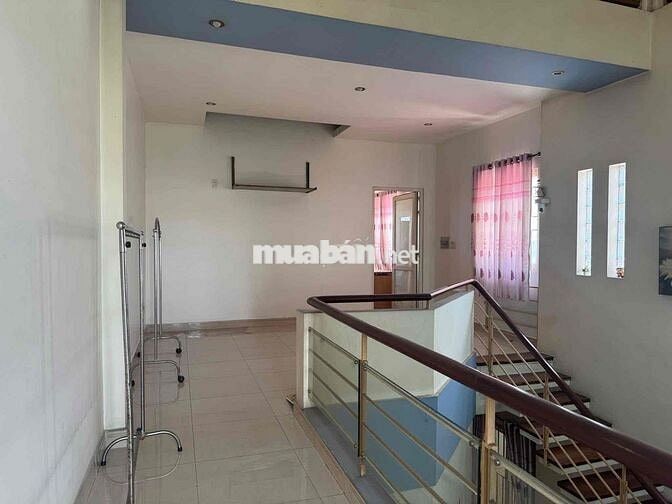 Nhà ở 160m2 3 PN, đường D2, An Phú, Thuận An, Bình Dương