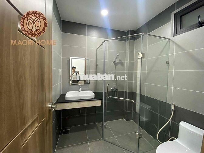 1PN rộng 45m2 bếp tách có máy giặt riêng ban công đii bộ tới Y dược