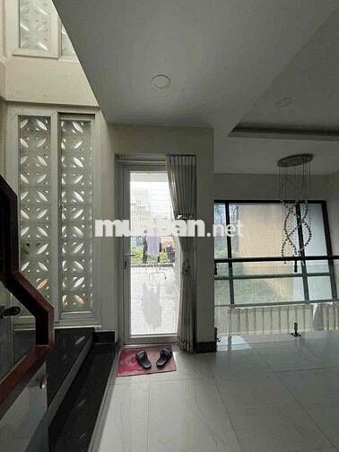 Bán gấp về quê Nhà Bình Chánh 1 TỶ 258 - 1TR/1L - HXH/ gần chợ
