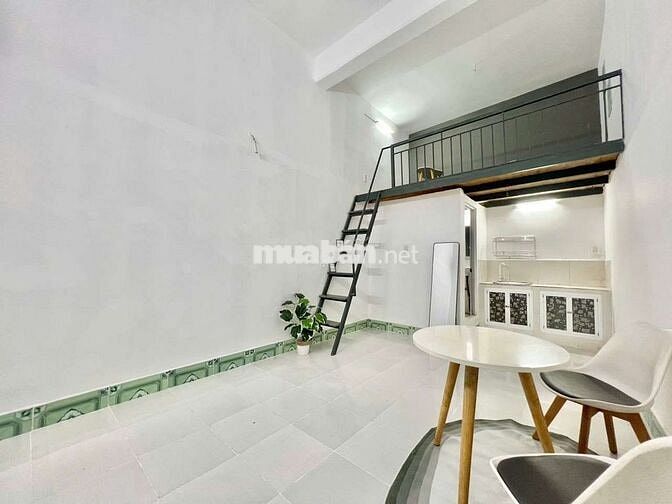 Phòng có gác siêu rộng không giới hạn người và xe ở công Viên Gia Định