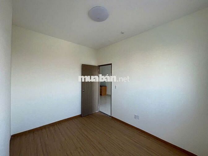 Bán Căn 2 PN 2WC (68 M2) - Giá 2,38 tỷ - Green Town Bình Tân