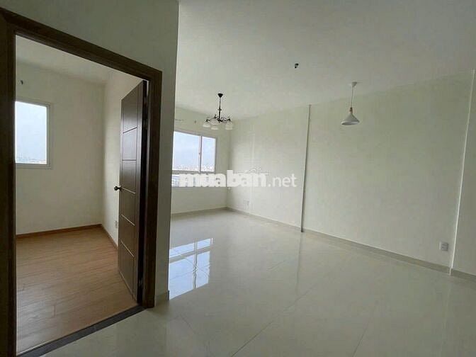 Bán Căn 2 PN 2WC (68 M2) - Giá 2,38 tỷ - Green Town Bình Tân