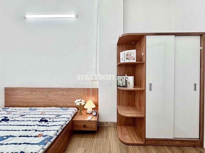 Căn hộ 2PN-1PK full nội thất cực rộng (mới) ở công viên Hoàng Văn Thụ