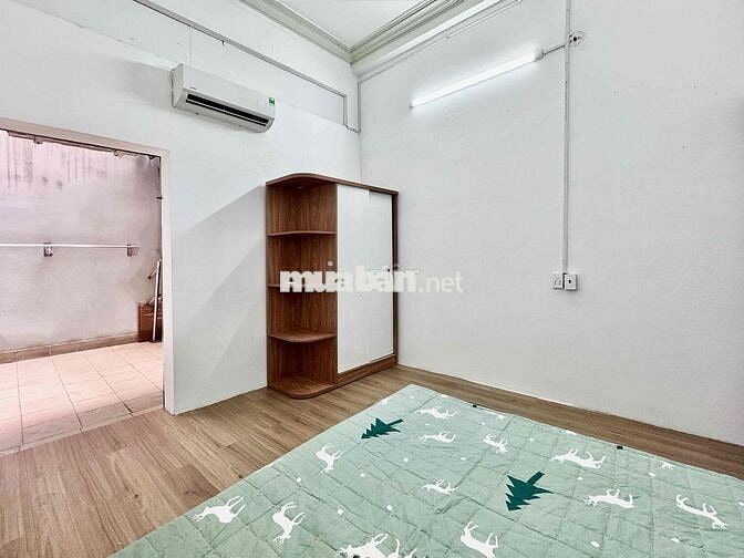 Căn hộ 2PN-1PK full nội thất cực rộng (mới) ở công viên Hoàng Văn Thụ