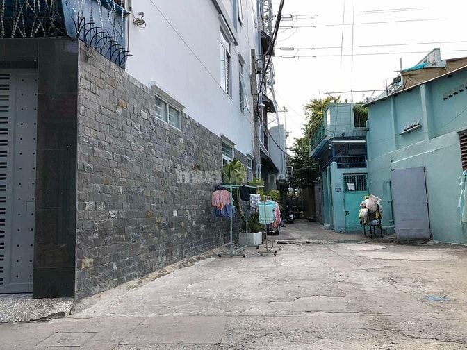 Nhà đẹp chính chủ cần bán gấp ,hẻm xe hơi,P5,Q.PN