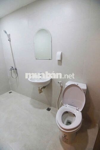 Bán Căn 2 PN 2WC (68 M2) - Giá 2,38 tỷ - Green Town Bình Tân