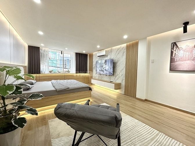 Bán nhà hxh Phan Xích Long Q.Phú Nhuận - 4m x 15m - nở hậu 