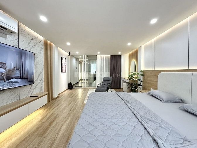Bán nhà hxh Phan Xích Long Q.Phú Nhuận - 4m x 15m - nở hậu 