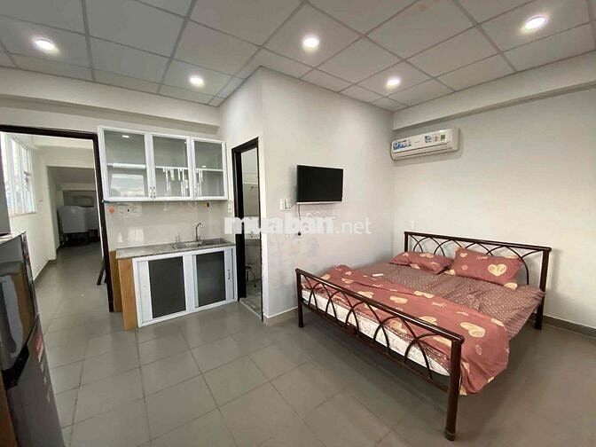 cho thuê căn studio ban công ngay thích bửu đăng gò vấp 35m2 full nt
