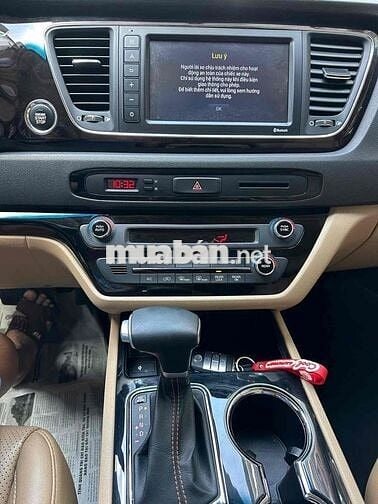 Kia Sedona 2021 2.2 DAT LUXURY - 63000 km