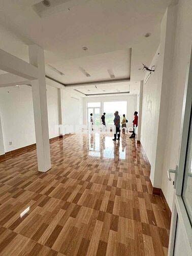 CHỦ GỬI THUÊ NHÀ TRỆT 2 LẦU MẶT TIỀN ĐƯỜNG TRẦN BẠCH ĐẰNG