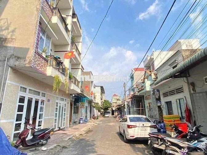 Bán lô đất ngay chợ dĩ an, cách Trần Hưng Đạo chỉ 50m ngay cổng chợ