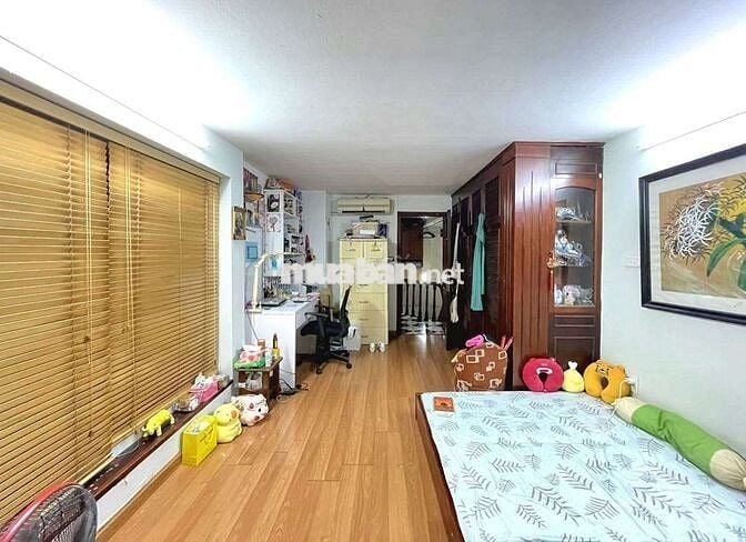 Lô góc mặt phố Đặng Thái Thân 6 tầng 40m2 32 tỷ