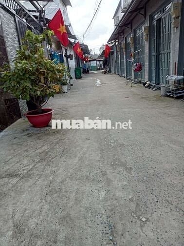 Nhà:5x20,6phòng cho thuê mặt tiền hẻm 672(4m), Huỳnh Tấn phát,Q7