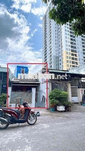 BÁN ĐẤT NGAY CỔNG KÝ TÚC XÁ KHU A LÀNG ĐẠI HỌC DT 114m ĐƯỜNG OTO