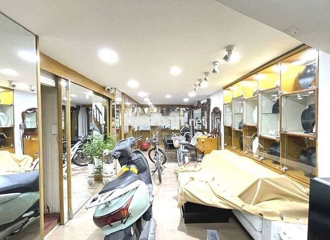 Lô góc mặt phố Đặng Thái Thân 6 tầng 40m2 32 tỷ