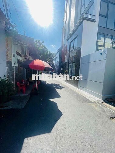 Bán Nhà Hẻm Xe Tải lớn. 1 xẹt Lê Hoàng Phái p17. 4.5 x 12
