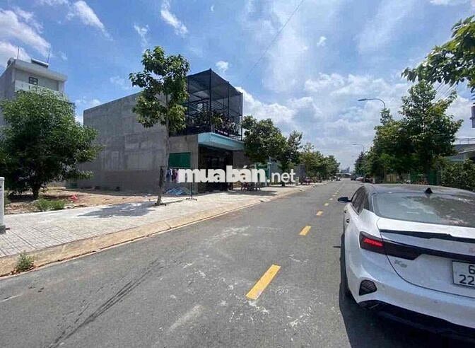 Chủ kẹt tiền cần bán MT Nguyễn Đức Thuận, Phường Hiệp Thành, TDM , BD