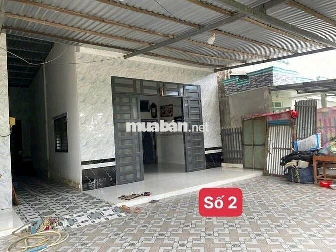 🆘MẶT NHỰA THỊ TRẤN CỦ CHI GIÁ 1TY2 BÁN GẤP CHO ANH 7 NHÀ SHR DT 200M2🆘