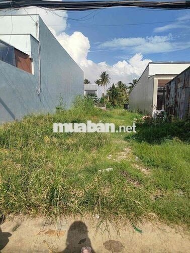 Chủ kẹt tiền cần bán MT Nguyễn Đức Thuận, Phường Hiệp Thành, TDM , BD