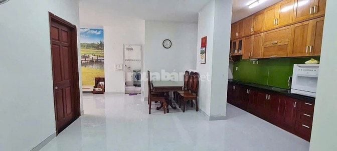 Chung cư SG Tower, Thoại Ngọc Hầu, TP: 120m2, 3pn rộng, full nt, 10tr
