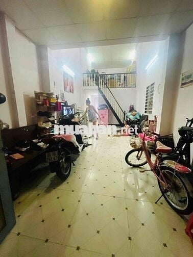Bán Nhà Cấp 4. xe hơi 7 chỗ. 56m2. 2 phòng. P6. chỉ 4.25tỷ
