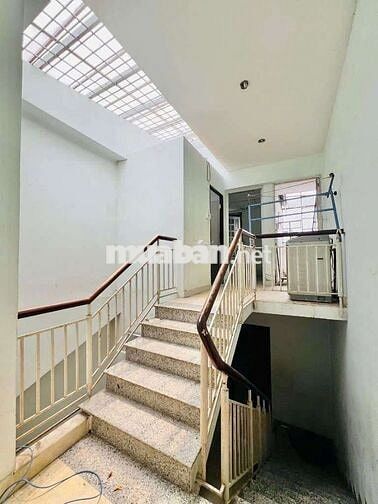 NHÀ 4 TẦNG ĐẸP —NGUYỄN NGHIÊM PHƯỜNG HÒA THẠNH (4,3m x 19m)
