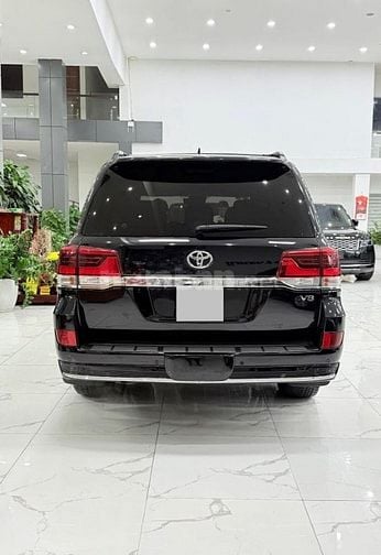 Duy nhất thị trường. Land Cruiser 5.7 nhập Mỹ 2016. Xe đi ít siêu mới.