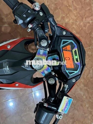 Cần bán sonic 2020 máy zin hoặc đổi xe khác bù tru