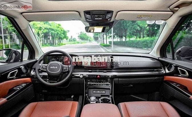 Kia Carnival 2.2d Signature sản xuất 2023