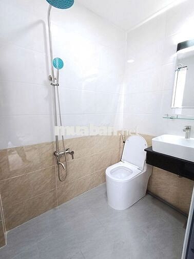STUDIO BAN CÔNG FULL NỘI THẤT MỚI KENG
