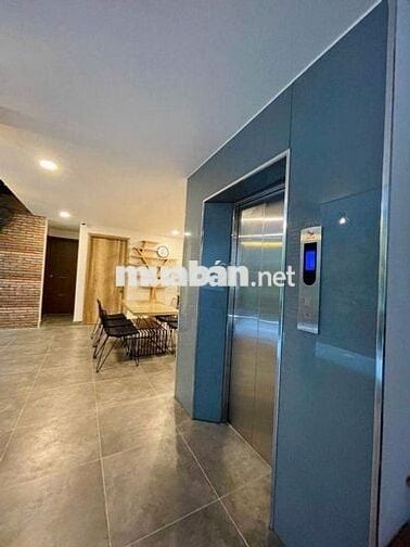 GIÁ SỐC !!! STUDIO CAO CẤP FULL NỘI THẤT MỚI CÓ BAN CÔNG RIÊNG