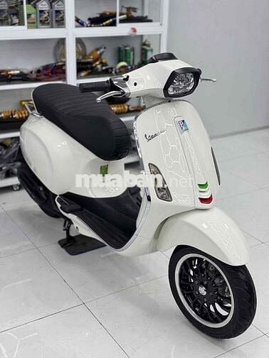 VESPA 2022_zin lướt odo 9k_ chính chủ 👉🏻giá :5x ✅