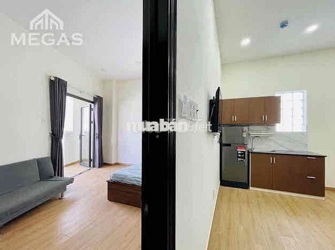 Thuê Chung Cư 1PN Tách Bếp Ban Công Thang Máy Gần UTH, VLU, UEF, FTU