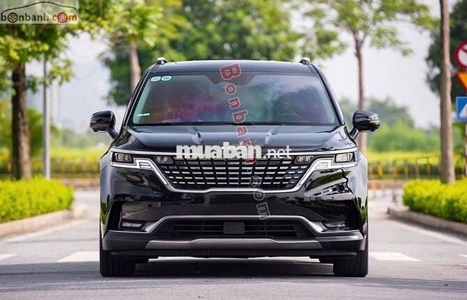 Kia Carnival 2.2d Signature sản xuất 2023