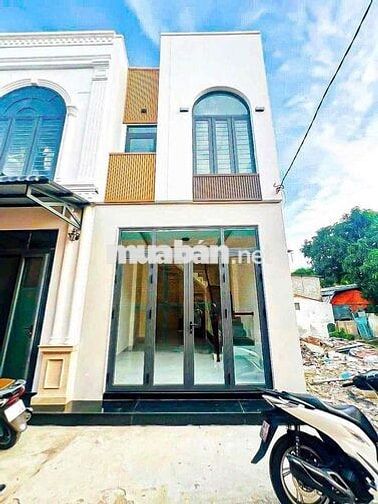 CHO THUÊ NHÀ TRỆT LẦU MỚI ĐẸP HẺM 27 TRẦN BÌNH TRỌNG 2PN