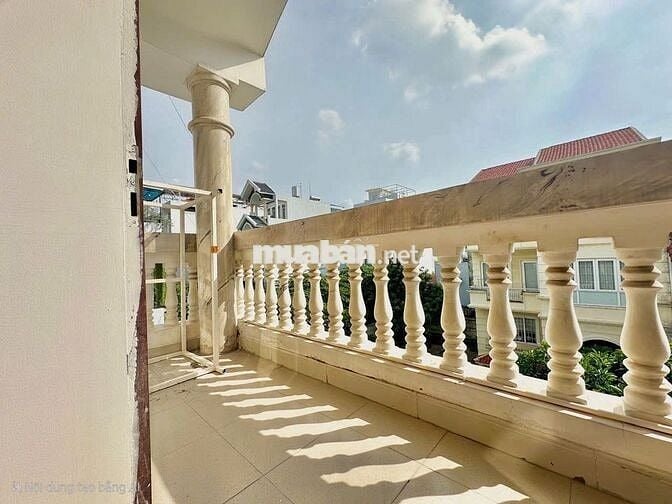 Studio full nội thất bancol gần VLU, IUH