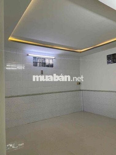 Cho thuê nhà dtsd 140m2, 3 phòng ngủ, đường Trần Phú