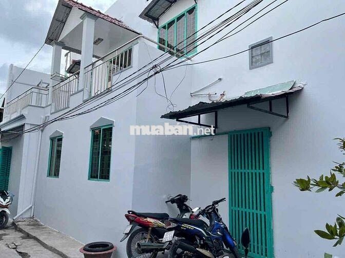 Cho thuê nhà dtsd 140m2, 3 phòng ngủ, đường Trần Phú