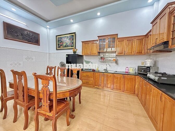 CHO THUÊ NHÀ 3 TẦNG 4 PHÒNG NGỦ SIÊU RỘNG CÓ SÂN KHU PHƯỚC LONG
