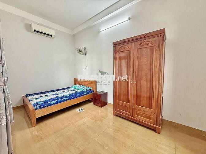 CHO THUÊ NHÀ 3 TẦNG 4 PHÒNG NGỦ SIÊU RỘNG CÓ SÂN KHU PHƯỚC LONG