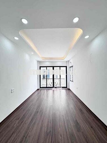 Bán nhà phố Nguyễn Chính 5 tầng xây mới