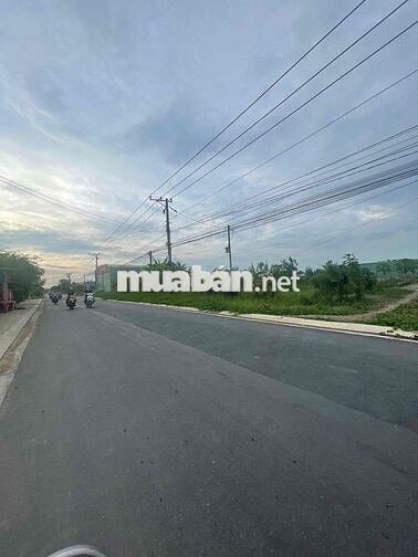 MẶT TIỀN DT827B xã Bình Quới Châu Thành Long An ( xã Vĩnh Công - Tây N