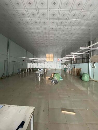 Cho thuê kho, xưởng 350m2 Xuân Thới Thượng